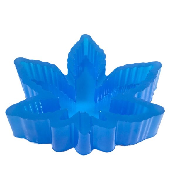 Glow In The Dark Blue Pot Leaf Ashtray Resin - Picture 7 of 9
